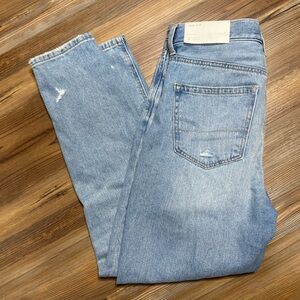 American Eagle Outfitters Light Blue Mom Jeans Sz 2 Nwt